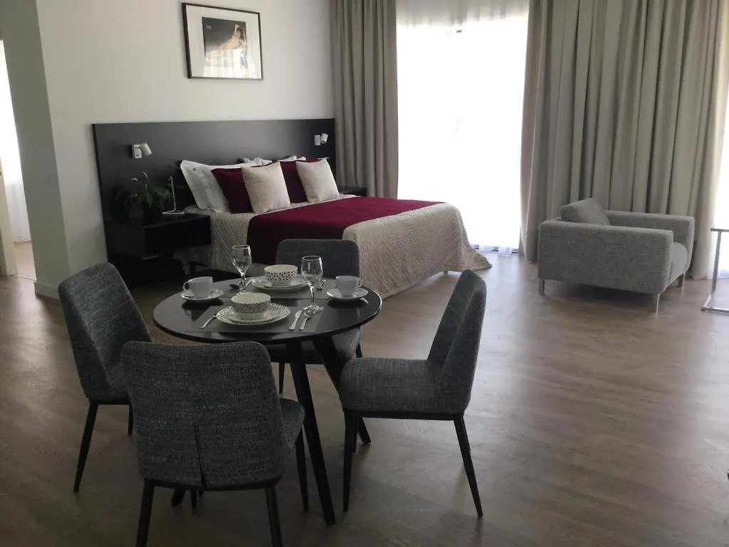 A.V Central Apartment 拉纳卡
