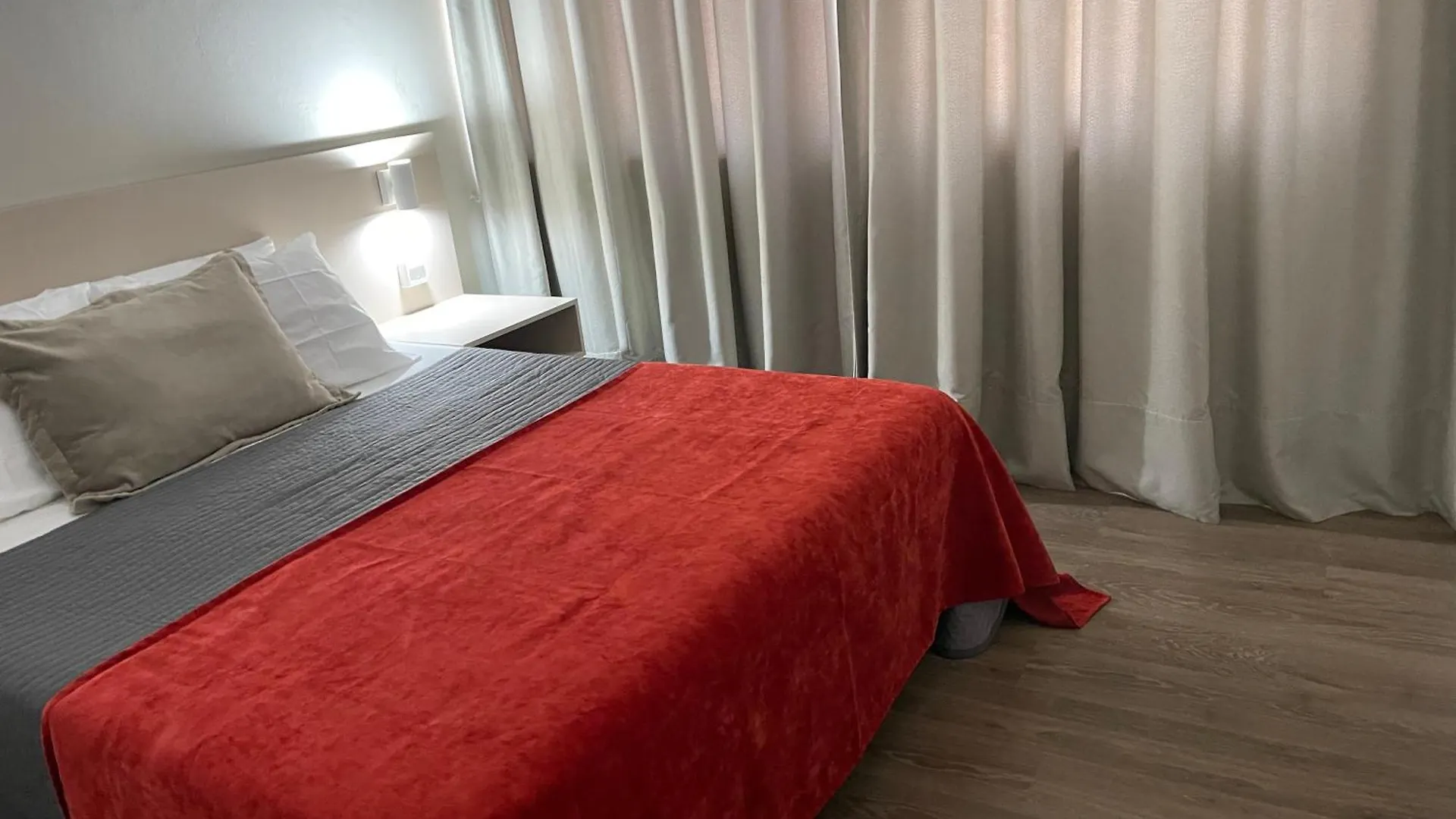 A.V Central Apartment Lárnaca